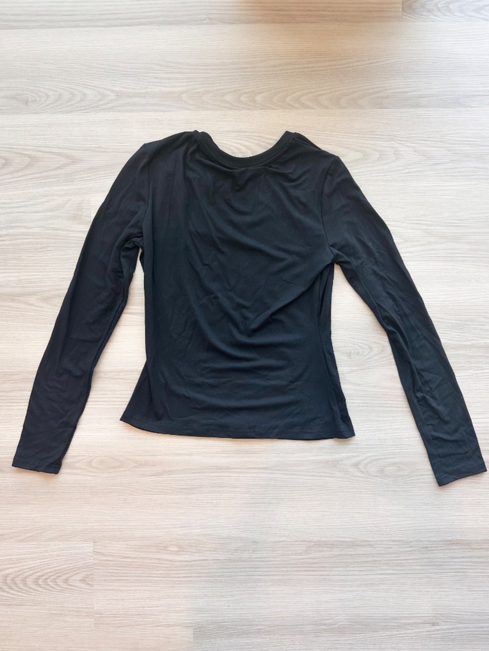 NWOT Womens Long Sleeve Black Top - Size Medium